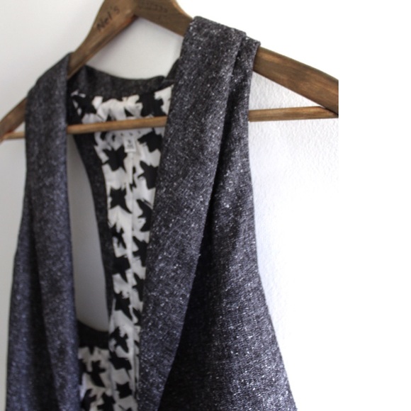 CAbi Grey Open Vest Top Small - Picture 3 of 6